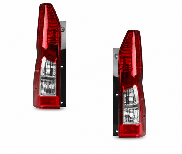 FARO TRASERO HIACE 2019/AD DERECHO