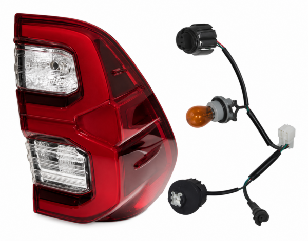 FARO TRASERO HILUX 20/AD LED DERECHO CON PORTALAMPARAS, FICHAS Y LAMPARAS