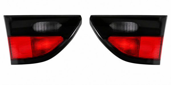 FARO TRASERO MEGANE  4 PUERTAS INTERIOR MODELO 96/99 IZQUIERDO