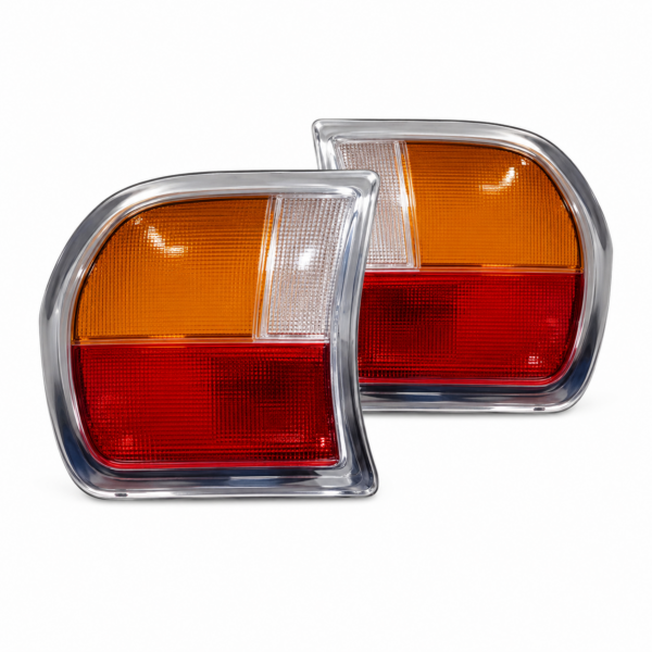 FARO TRASERO 504 MODELO 69/82 BORDE METALIZADO CON JUNTA DE GOMA DERECHO